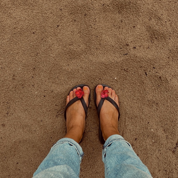 Sandy Feet